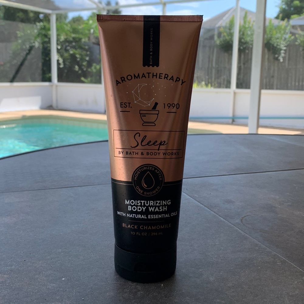 Sleep black chamomile body wash